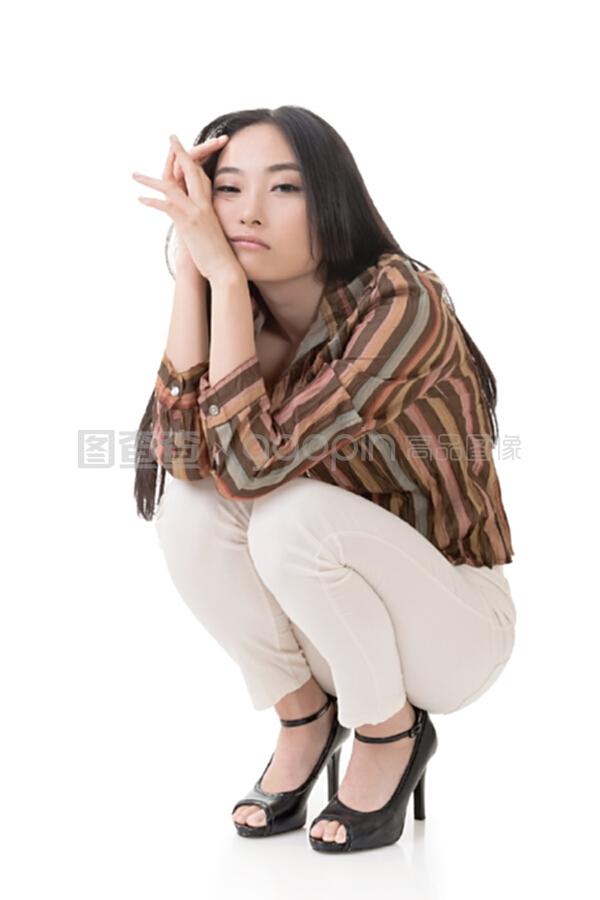 韩国女主播在线 雨伞下的秘密